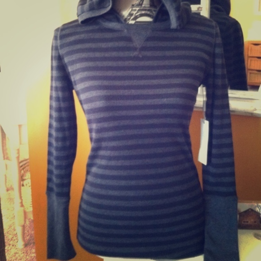NWT Calvin Klein Performance Hoodie Top Small